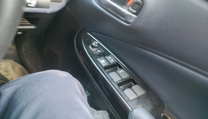 2024 Maruti Baleno  ZETA CNG 1.2L, Petrol, Manual, 17,363 km, interior