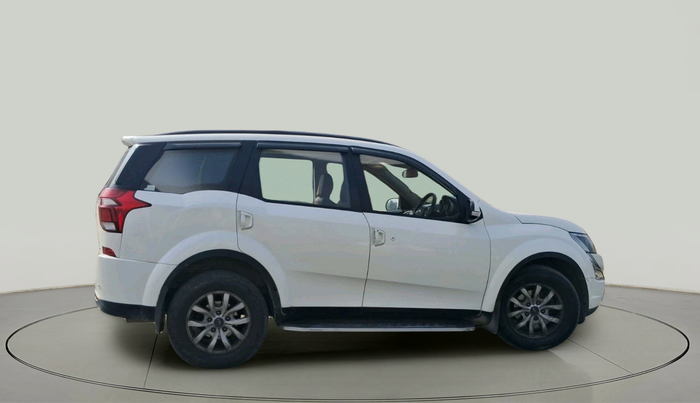 2021 Mahindra XUV500 W9, Diesel, Manual, 95,383 km, exterior