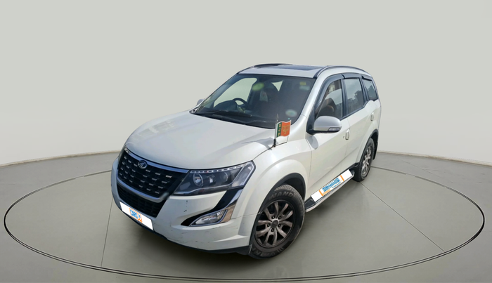 2021 Mahindra XUV500 W9, Diesel, Manual, 95,383 km, exterior