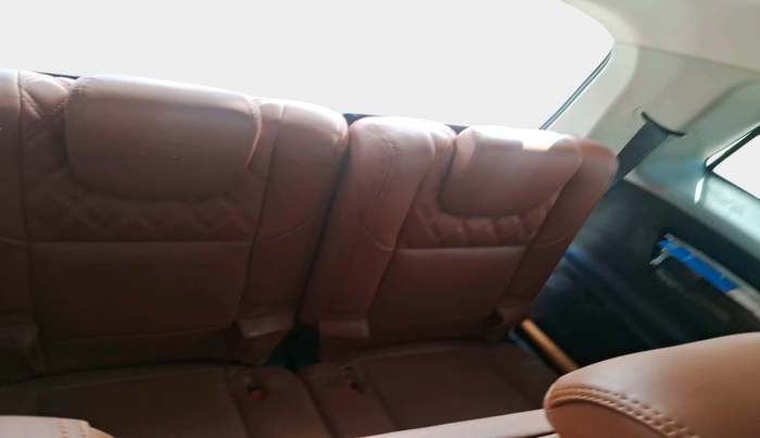 2021 Mahindra XUV500 W9, Diesel, Manual, 95,383 km, interior