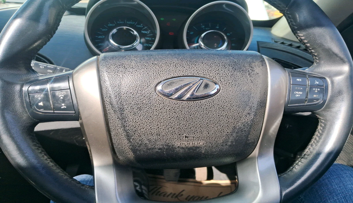 2021 Mahindra XUV500 W9, Diesel, Manual, 95,383 km, interior