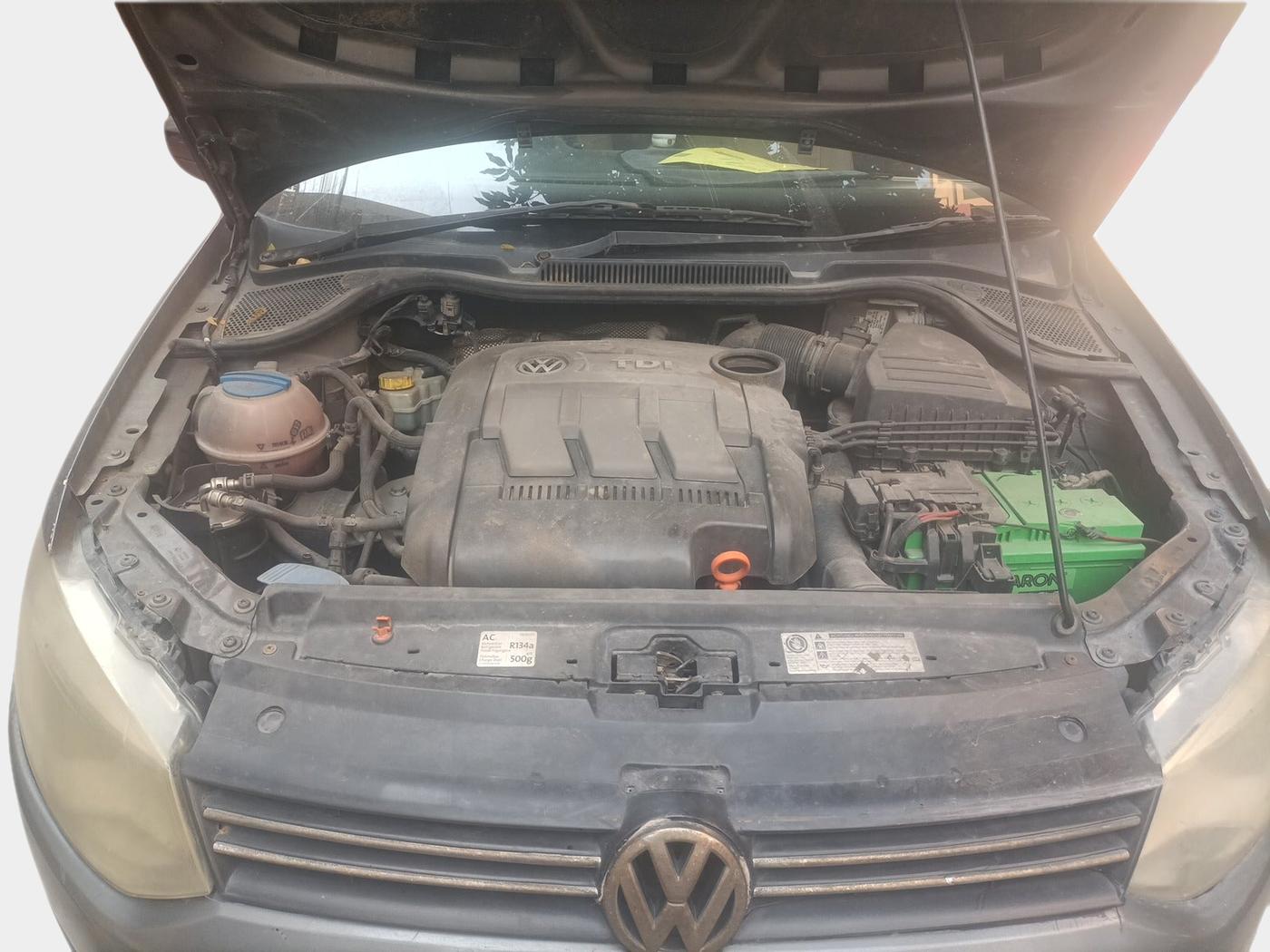 2011 Volkswagen Polo HIGHLINE DIESEL, Diesel, Manual, 1,49,918 km, exterior