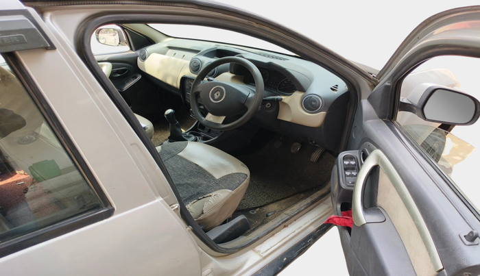 2014 Renault Duster 85 PS RXL DIESEL, Diesel, Manual, 1,42,796 km, interior