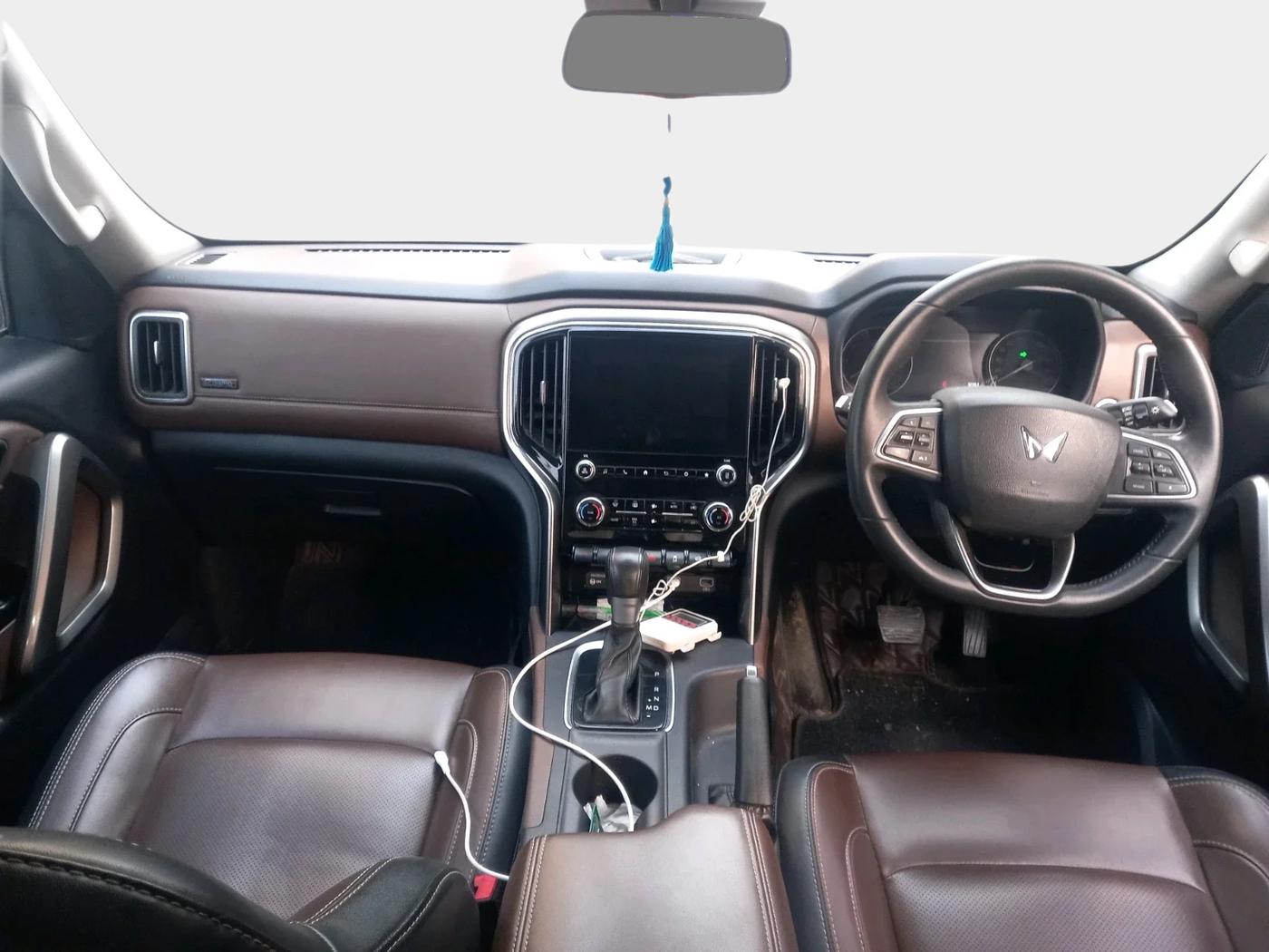 2024 Mahindra SCORPIO-N Z8 DIESEL AT 2WD 7 STR, Diesel, Automatic, 54,424 km, interior