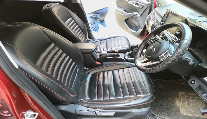 2020 KIA SELTOS HTK PLUS 1.5, Petrol, Manual, 51,311 km, interior