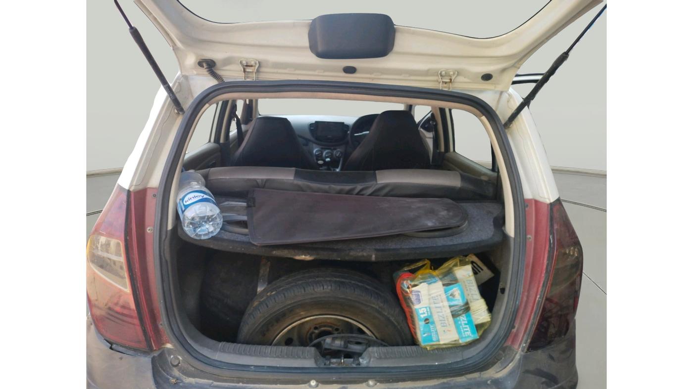 2013 Hyundai i10 ERA 1.1, Petrol, Manual, 90,283 km, exterior