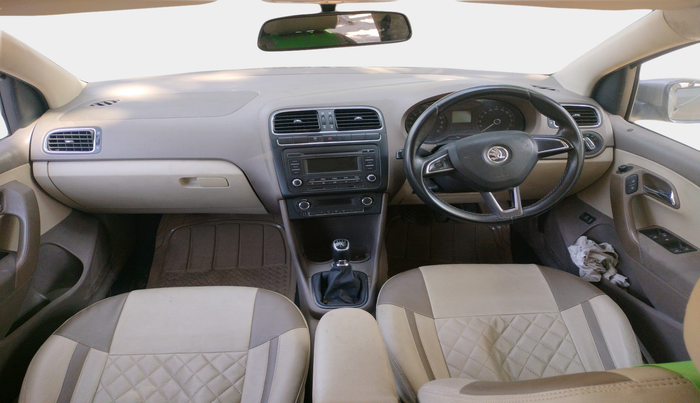 2013 Skoda Rapid ELEGANCE 1.6 TDI CR MT, Diesel, Manual, 1,16,307 km, interior