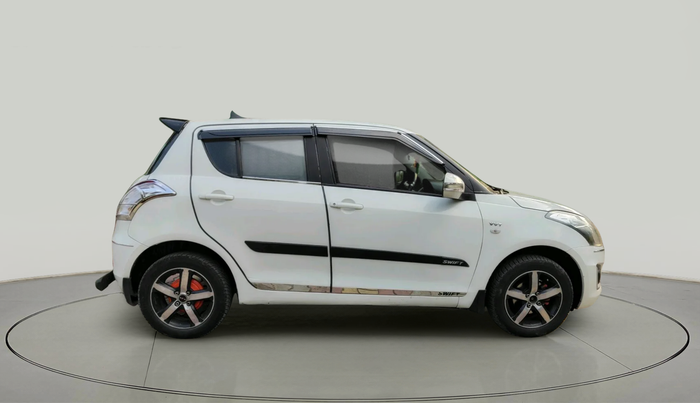 2015 Maruti Swift LXI (O), Petrol, Manual, 70,248 km, exterior