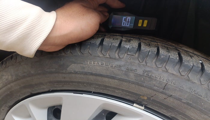 2024 Maruti Ertiga VXI CNG, Petrol, Manual, 13,908 km, tyre