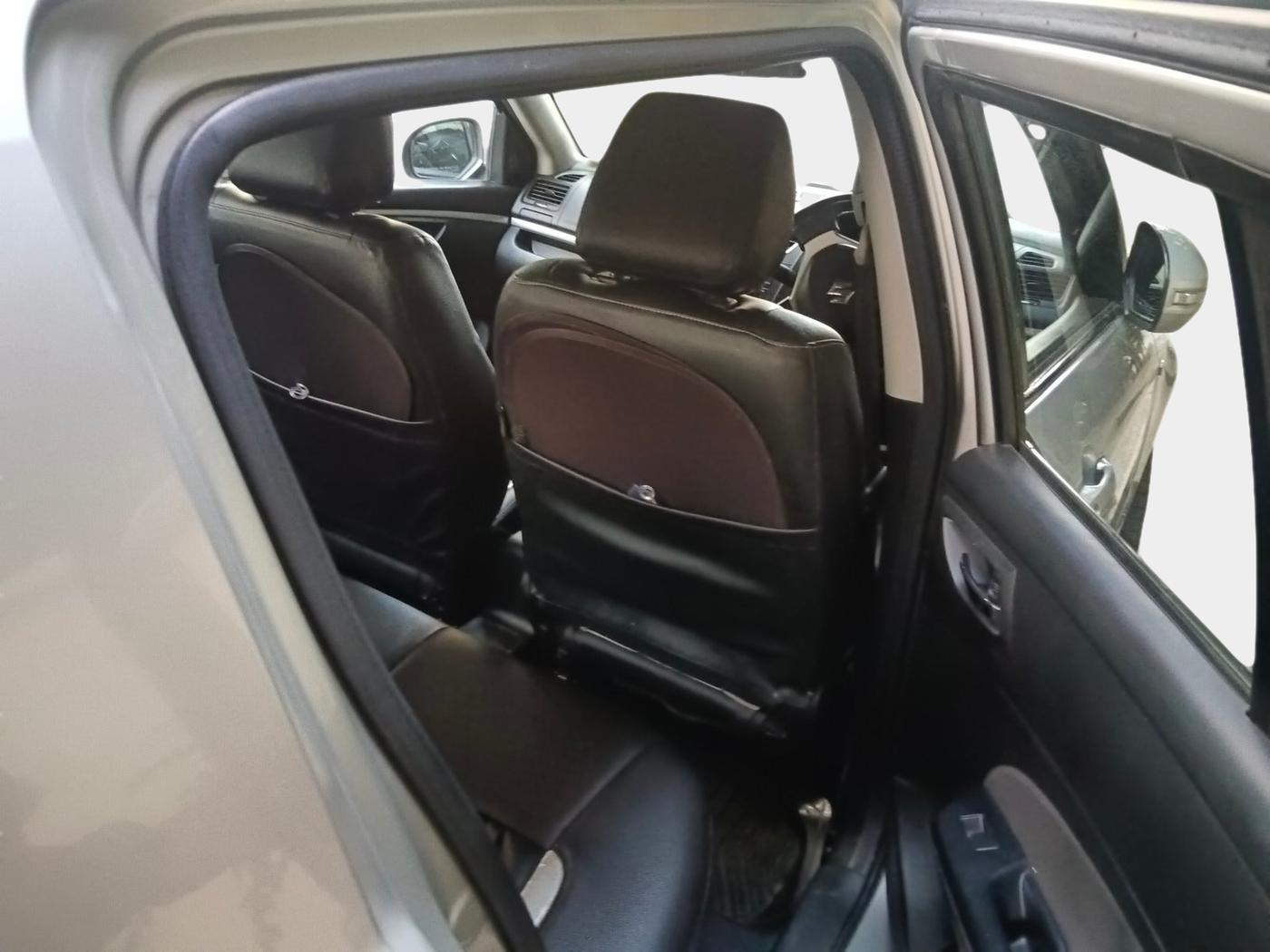 2012 Maruti Swift ZXI, Petrol, Manual, 51,170 km, interior