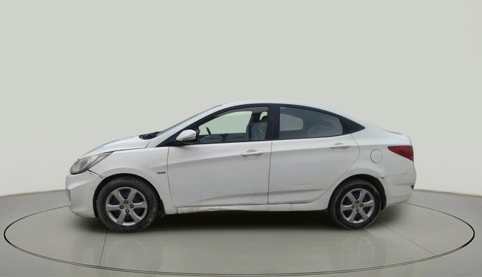 2013 Hyundai Verna FLUIDIC 1.6 CRDI EX, Diesel, Manual, 1,40,405 km, exterior