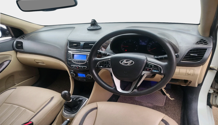 2013 Hyundai Verna FLUIDIC 1.6 CRDI EX, Diesel, Manual, 1,40,405 km, interior