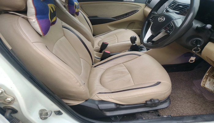 2013 Hyundai Verna FLUIDIC 1.6 CRDI EX, Diesel, Manual, 1,40,405 km, interior