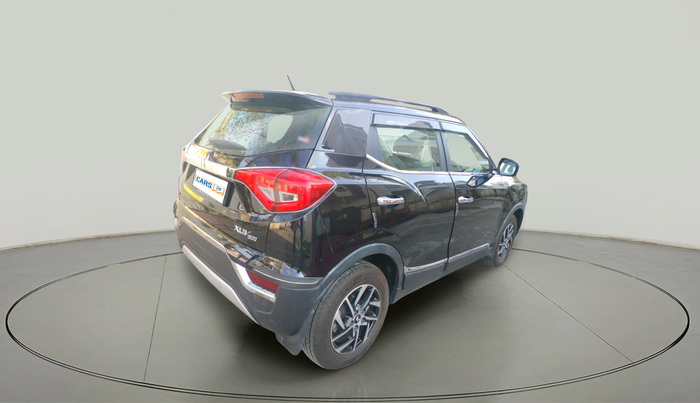 2023 Mahindra XUV300 W8 (O) 1.2 PETROL, Petrol, Manual, 3,359 km, exterior