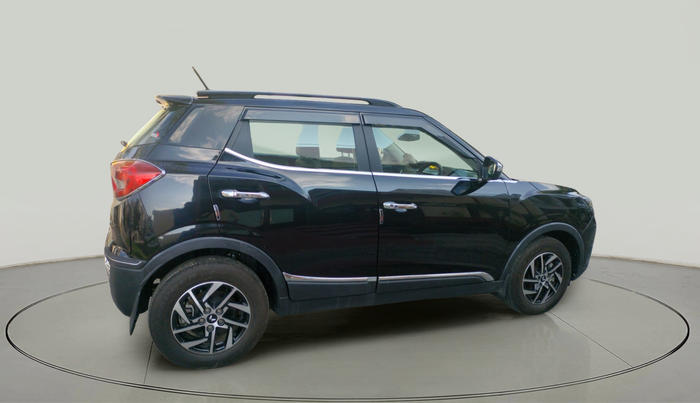2023 Mahindra XUV300 W8 (O) 1.2 PETROL, Petrol, Manual, 3,359 km, exterior