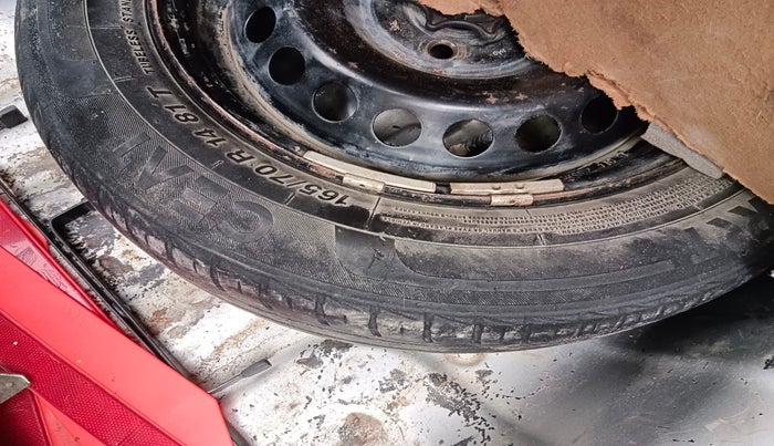 2015 Hyundai Xcent S 1.1 CRDI, Diesel, Manual, 1,57,901 km, tyre