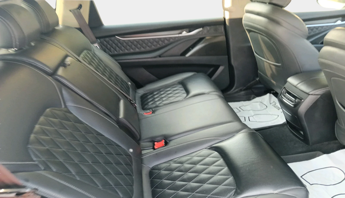 2024 MG GLOSTER Desertstorm 7 STR 2.0 Twin Turbo 4WD, Diesel, Automatic, 59,183 km, interior