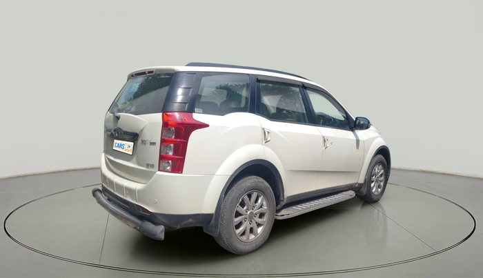 2017 Mahindra XUV500 W10 1.99, Diesel, Manual, 72,926 km, exterior
