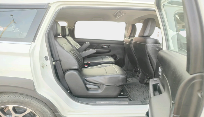 2024 Maruti XL6 ZETA MT, Petrol, Manual, 49,328 km, interior