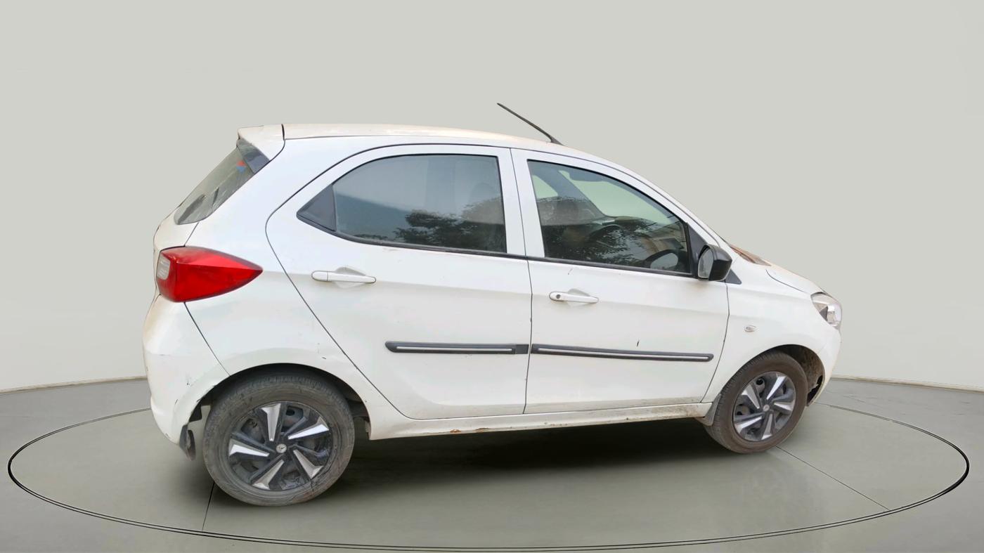 2018 Tata Tiago XT PETROL, Petrol, Manual, 86,724 km, exterior