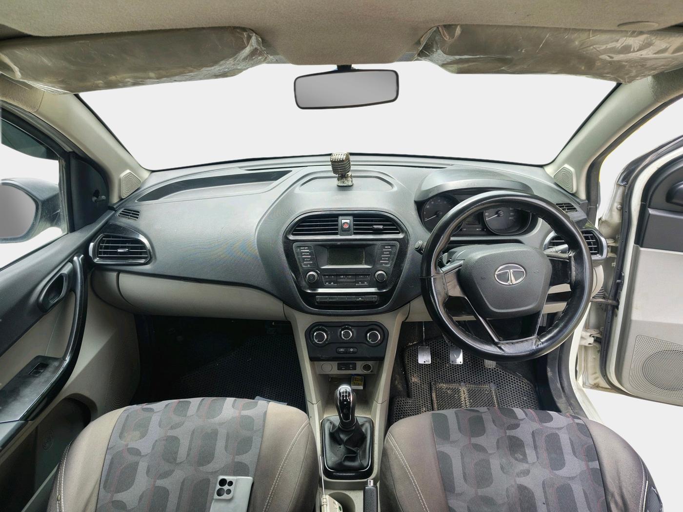 2018 Tata Tiago XT DIESEL, Diesel, Manual, 78,263 km, interior