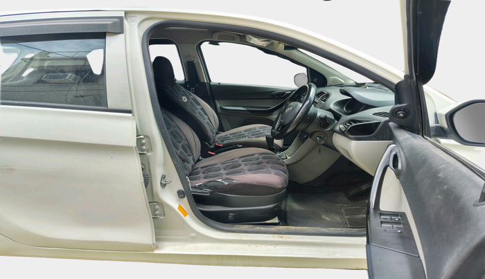 2018 Tata Tiago XT DIESEL, Diesel, Manual, 78,263 km, interior