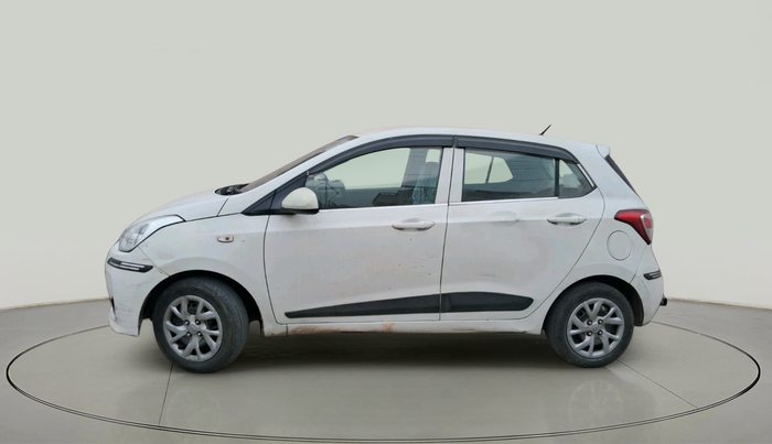 2018 Hyundai Grand i10 MAGNA 1.2 KAPPA VTVT, Petrol, Manual, 1,11,260 km, exterior