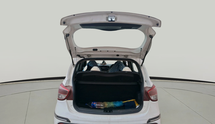 2018 Hyundai Grand i10 MAGNA 1.2 KAPPA VTVT, Petrol, Manual, 1,11,260 km, exterior