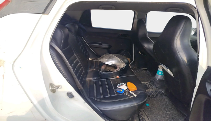 2019 Maruti Swift LXI, Petrol, Manual, 2,04,731 km, interior