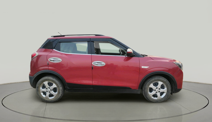 2023 Mahindra XUV300 W6 1.2 PETROL, Petrol, Manual, 33,939 km, exterior