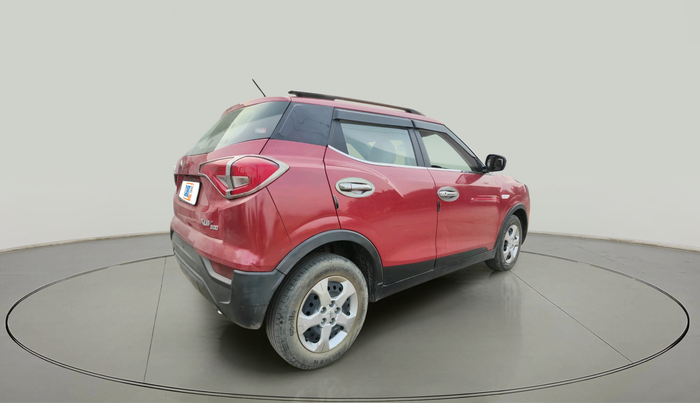 2023 Mahindra XUV300 W6 1.2 PETROL, Petrol, Manual, 33,939 km, exterior