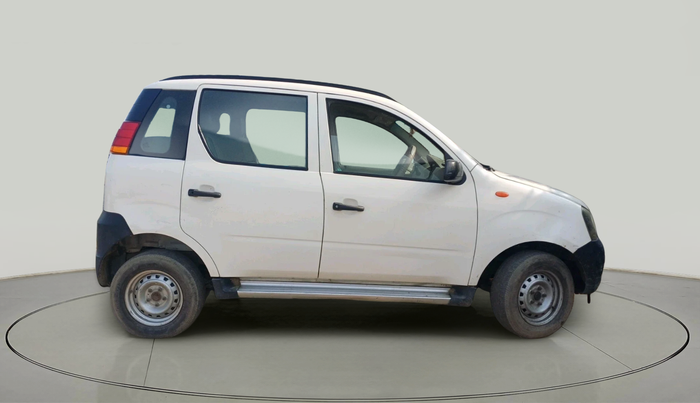 2013 Mahindra Quanto C2, Diesel, Manual, 92,941 km, exterior