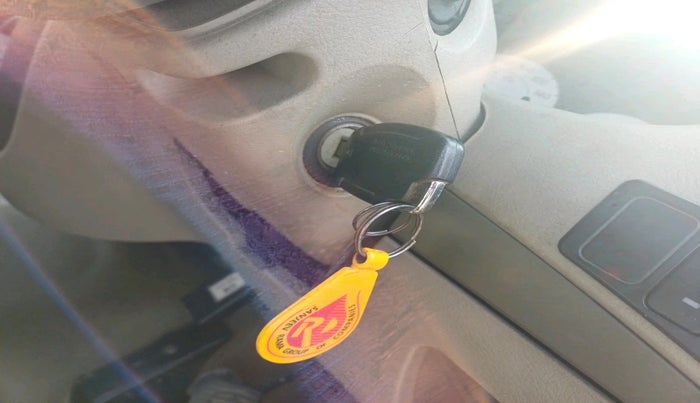 2013 Mahindra Quanto C2, Diesel, Manual, 92,941 km, interior