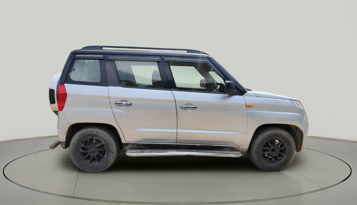 2017 Mahindra TUV300 T8, Diesel, Manual, 1,25,762 km, exterior