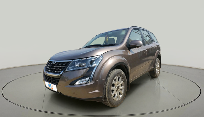2019 Mahindra XUV500 W9, Diesel, Manual, 63,207 km, exterior