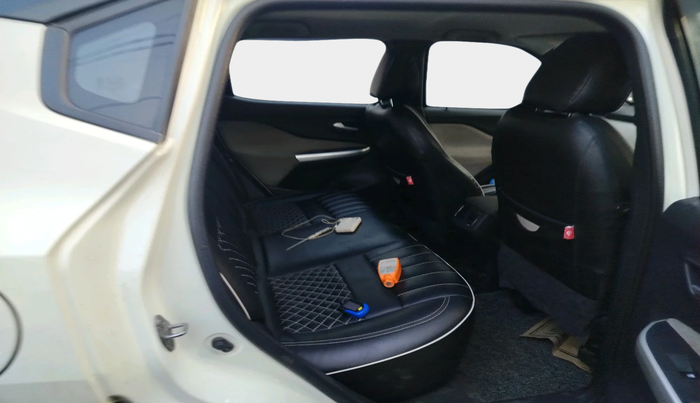 2022 Nissan MAGNITE XV DUAL TONE, Petrol, Manual, 46,087 km, interior