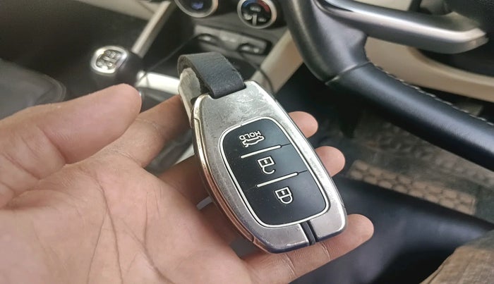 2022 Hyundai VENUE SX 1.2 PETROL, Petrol, Manual, 72,360 km, interior