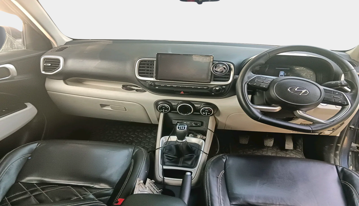 2022 Hyundai VENUE SX 1.2 PETROL, Petrol, Manual, 72,360 km, interior