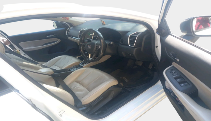 2022 Honda City ZX HYBRID, Hybrid, Automatic, 66,385 km, interior