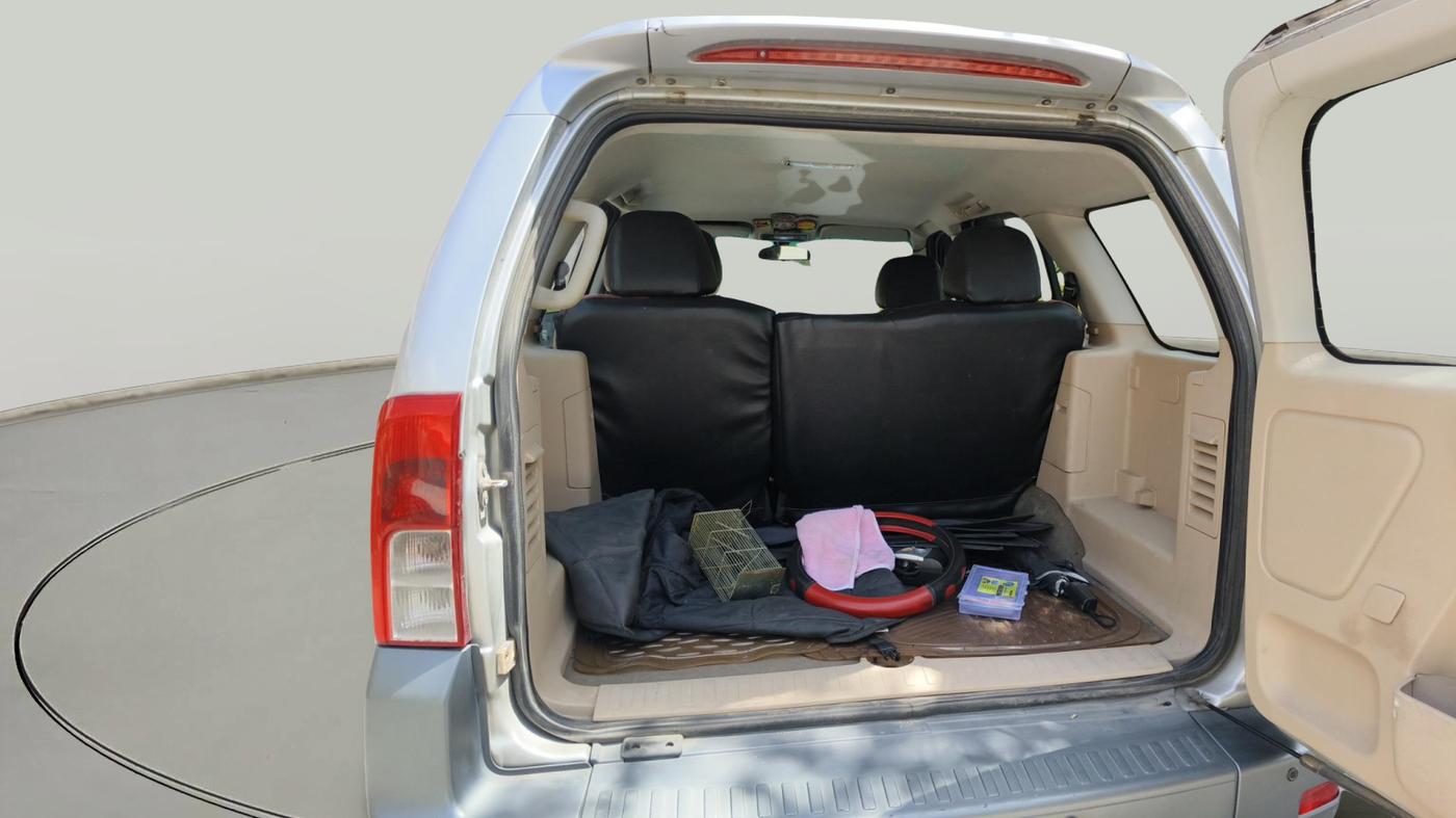 2015 Tata Safari Storme 2.2 LX 4X2, Diesel, Manual, 1,31,428 km, exterior