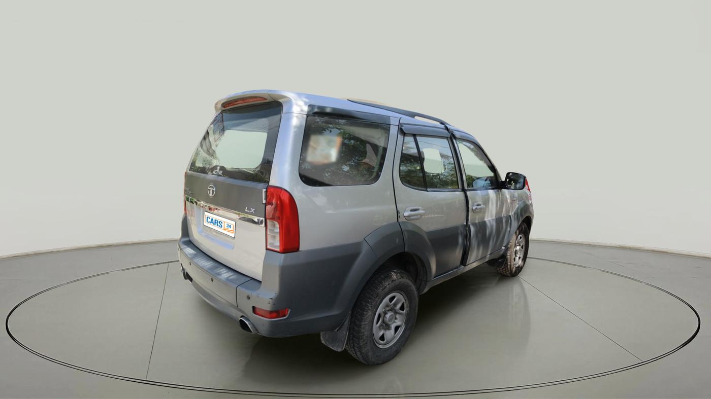 2015 Tata Safari Storme 2.2 LX 4X2, Diesel, Manual, 1,31,428 km, exterior