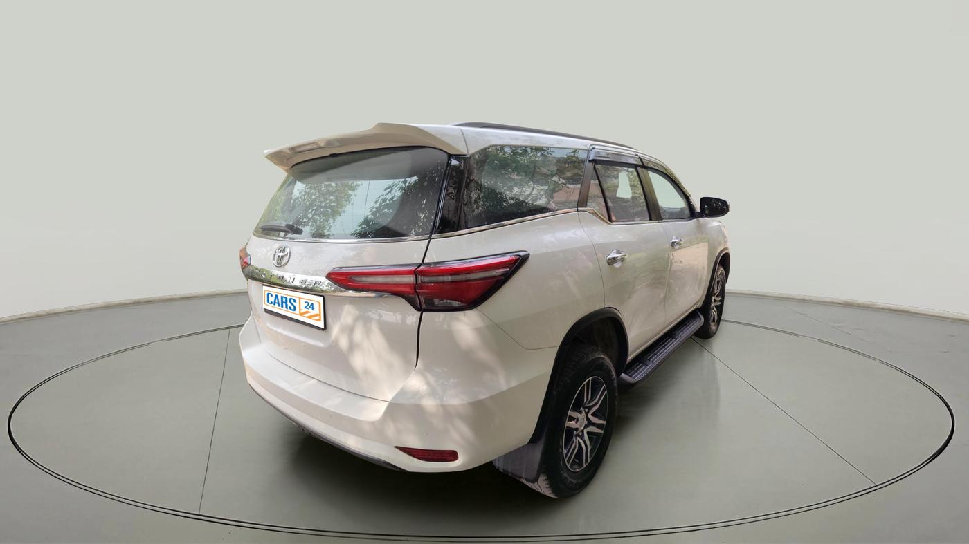 2023 Toyota Fortuner 4X2 AT 2.8 DIESEL, Diesel, Automatic, 42,436 km, exterior