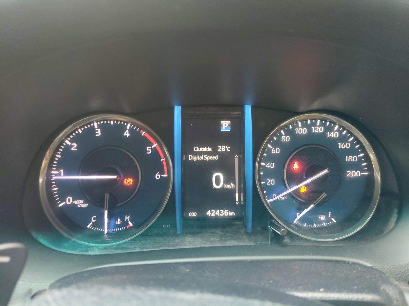 2023 Toyota Fortuner 4X2 AT 2.8 DIESEL, Diesel, Automatic, 42,436 km, interior