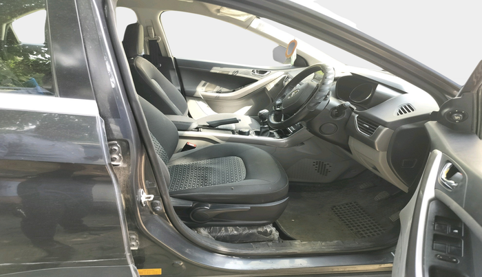 2018 Tata NEXON XZ PLUS PETROL, Petrol, Manual, 53,130 km, interior