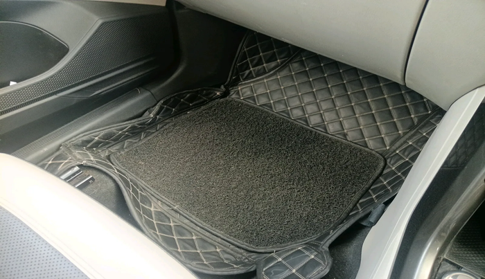 2022 Volkswagen TAIGUN TOPLINE 1.0 TSI AT, Petrol, Automatic, 54,799 km, interior