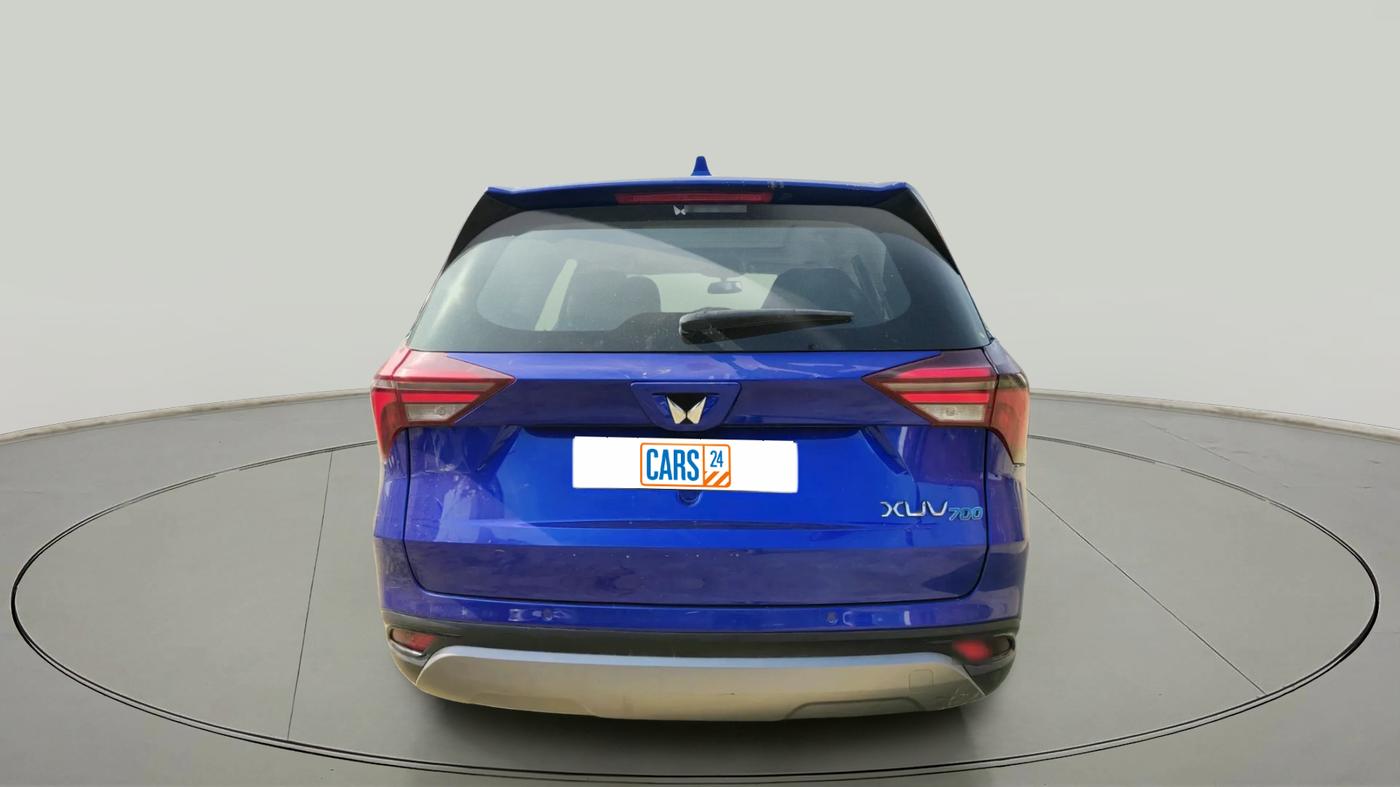 2022 Mahindra XUV700 AX 5 P MT 5 STR, Petrol, Manual, 14,200 km, exterior