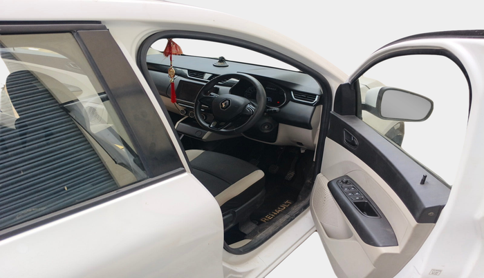 2021 Renault TRIBER RXE MT, Petrol, Manual, 22,537 km, interior