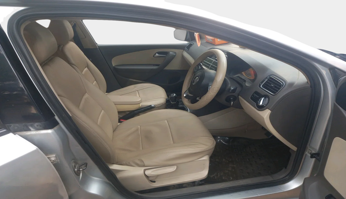 2014 Volkswagen Vento HIGHLINE DIESEL 1.6, Diesel, Manual, 93,924 km, interior