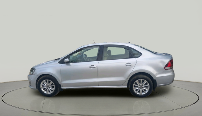 2016 Volkswagen Vento HIGHLINE 1.6 MPI, Petrol, Manual, 1,54,571 km, exterior