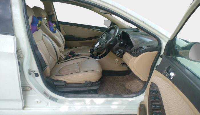 2013 Hyundai Verna FLUIDIC 1.6 CRDI EX, Diesel, Manual, 1,39,022 km, interior